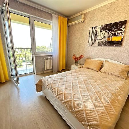 Medinahotelkz, # 63, Вид На Горы, 15 Мин Пешком До Арбата, Halal อัลมาตี ภายนอก รูปภาพ