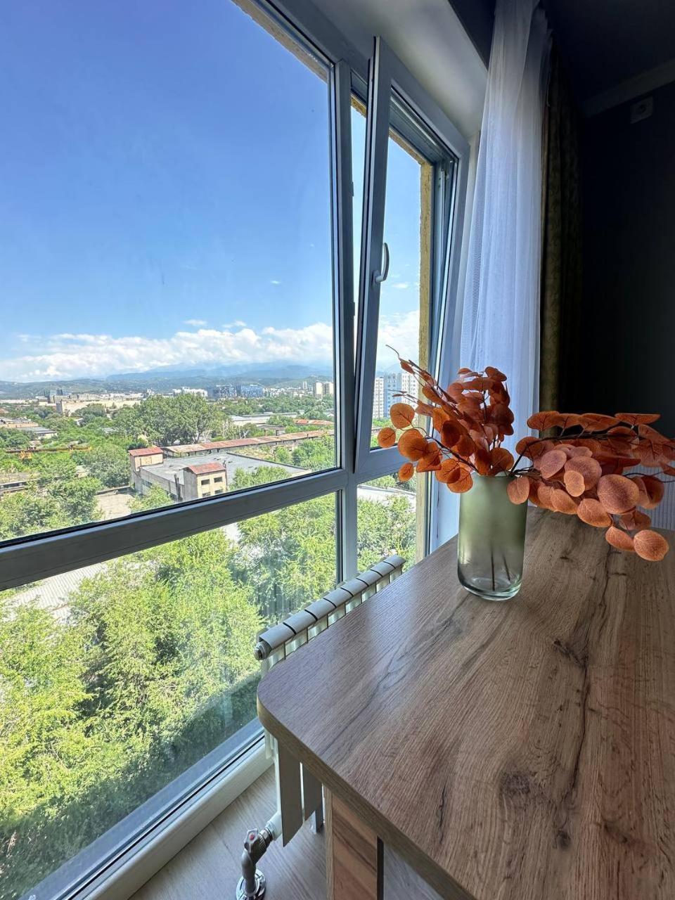 Medinahotelkz, # 63, Вид На Горы, 15 Мин Пешком До Арбата, Halal อัลมาตี ภายนอก รูปภาพ